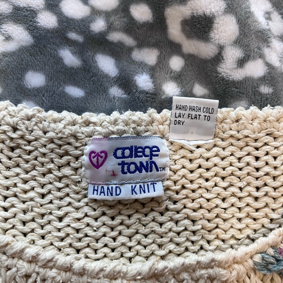 VTG College Town Hand Knit Top Silk Blend Pastel Size Medium - Picture 6 of 10